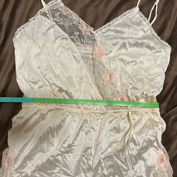 Rare VTG 70s Sans Souci Ivory Satin Lace Chemise & Robe Set 34/M Bridal - Picture 15 of 16